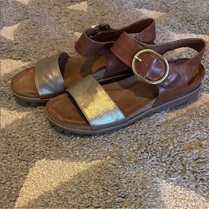 Eurosoft Brown Sandals with Gold Accent